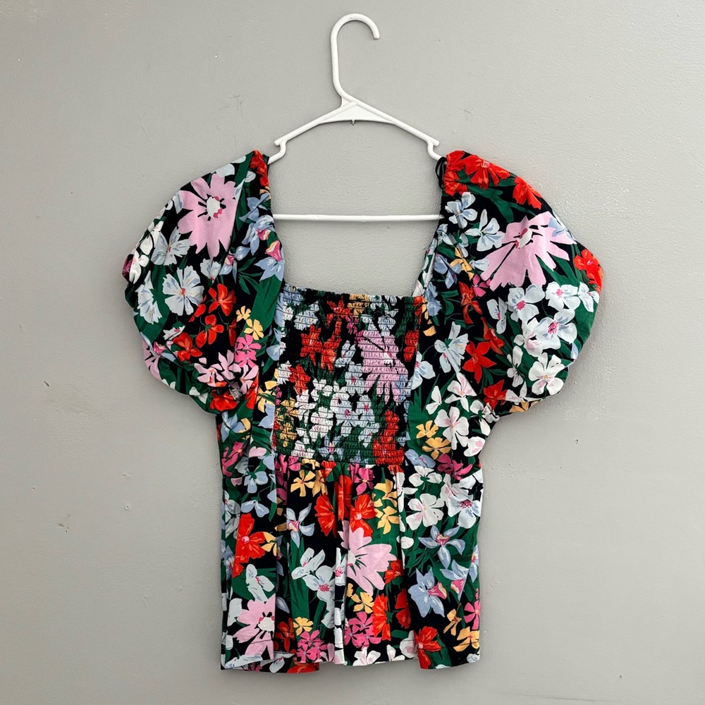 Old Navy Red and Blue Puff Sleeve Blouse - Picture 2 of 5